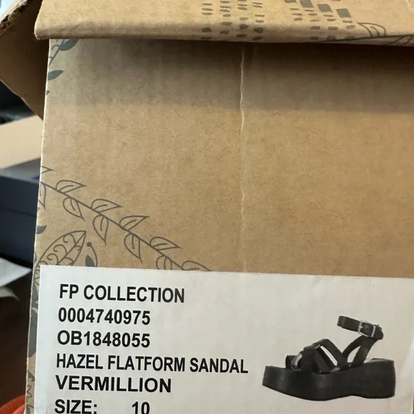#238 ❤️ Brand new in box Free People Hazel Flatform sandals - Picture 8 of 8